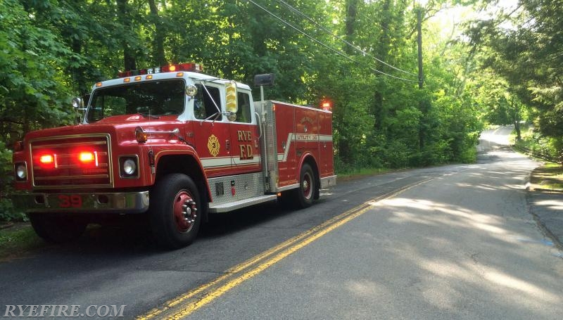 U39 standing by on Manursing Rd 